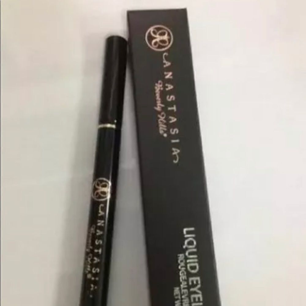 NEW Anastasia Beverly Hills Black Eyeliner